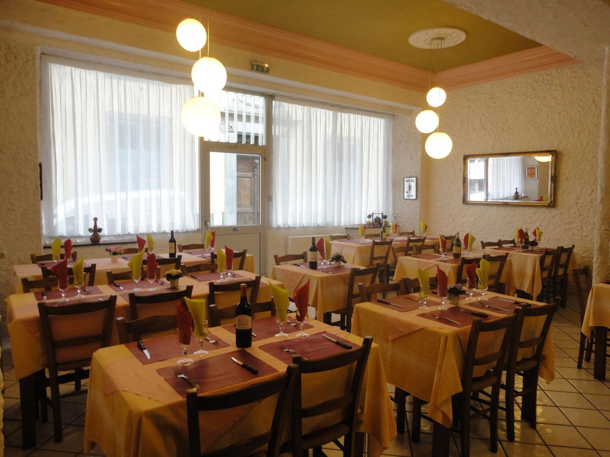 Hotel-Restaurant Le Saint Christophe Lourdes Kültér fotó